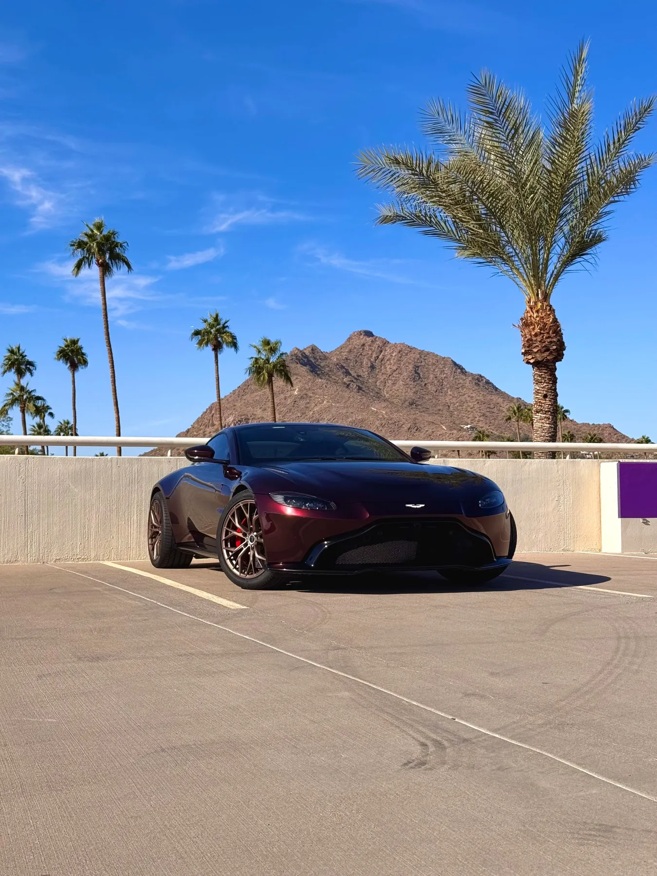 ASTON MARTIN Vantage